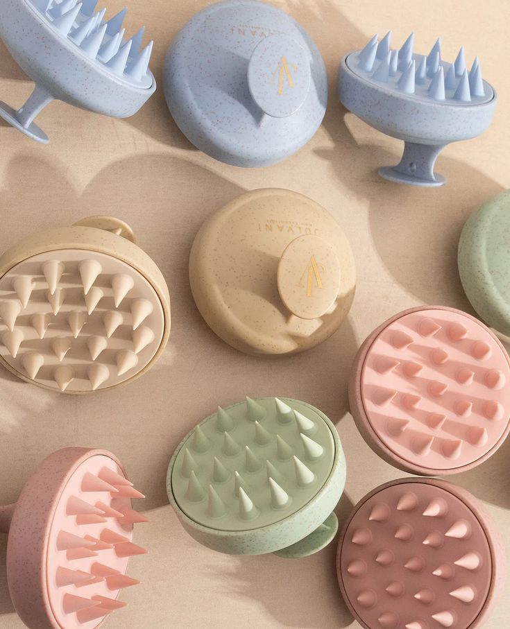 Rose-Pink Silicone Scalp Massager & Shampoo Brush — Gentle Deep Cleanse & Relaxing Scalp Massage